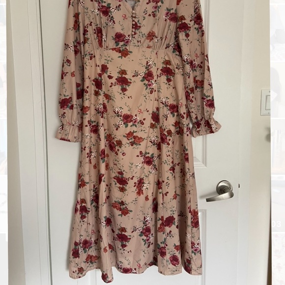 Long floral dress - Picture 5 of 5